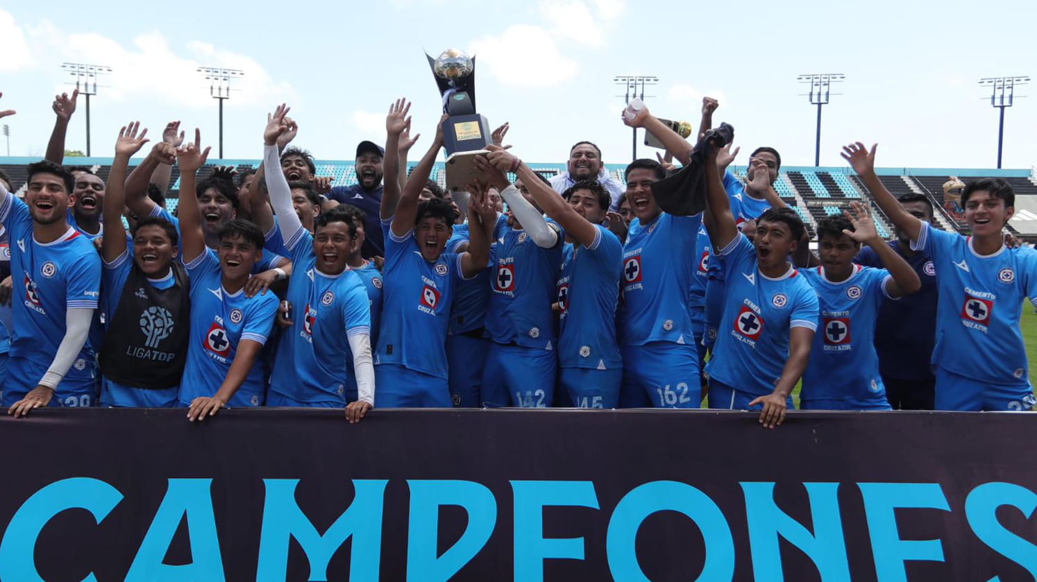 CRUZ AZUL LAGUNAS, CAMPEÓN DE LA SEGUNDA EDICIÓN DE LA 'COPA CANCÚN FC'