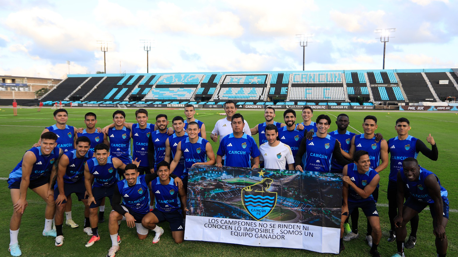 CANCÚN FC HACE REALIDAD EL SUEÑO DE INCONDICIONAL AFICIONADO