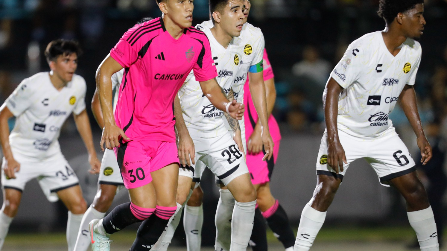 LEONARDO ZABALA, CONVOCADO POR BOLIVIA PARA LAS ELIMINATORIAS SUDAMERICANAS RUMBO AL MUNDIAL DE 2026