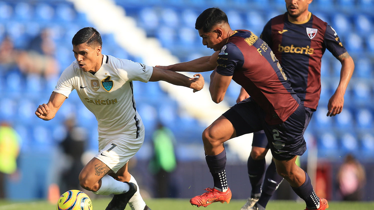 CANCÚN FC CAE CON LA CARA EN ALTO ANTE ATLANTE EN LA CIUDAD DE LOS DEPORTES