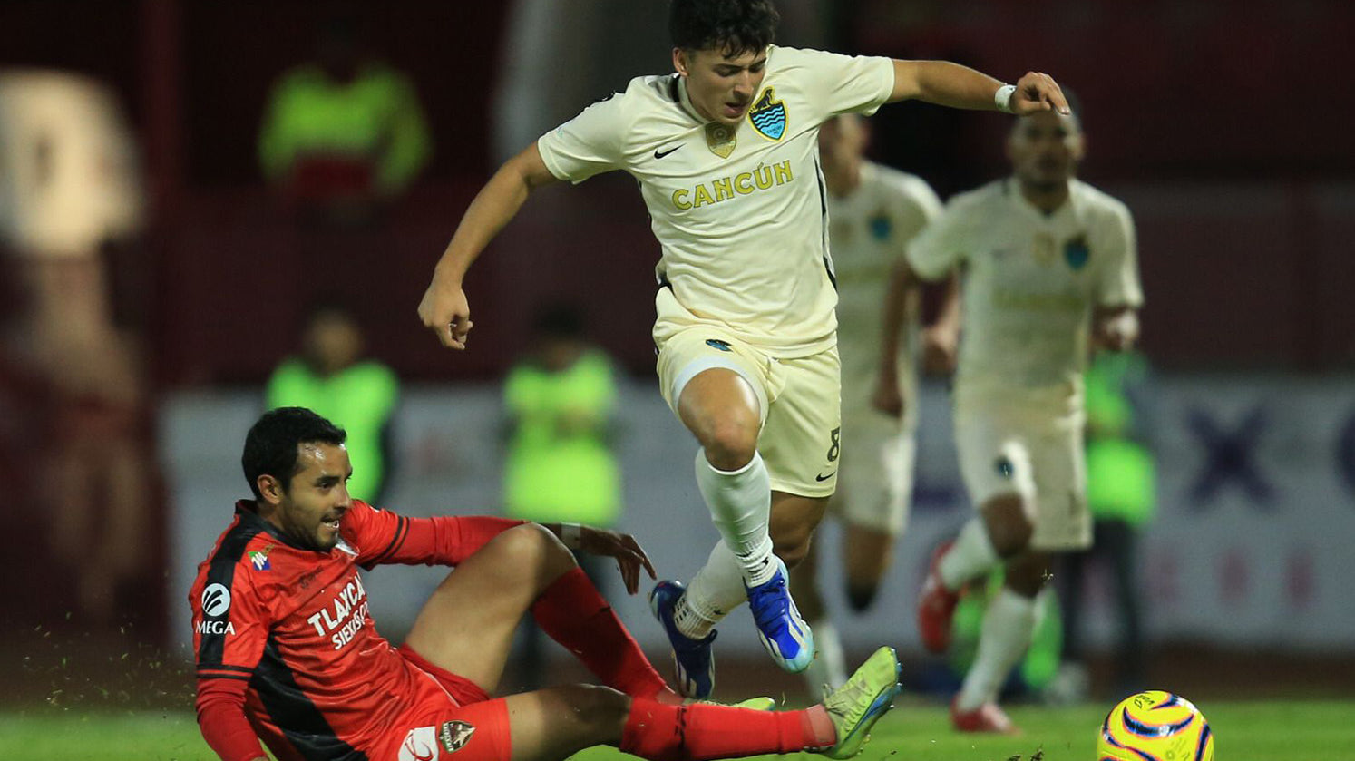 CANCÚN FC CAE EN SU DEBUT ANTE COYOTES DE TLAXCALA