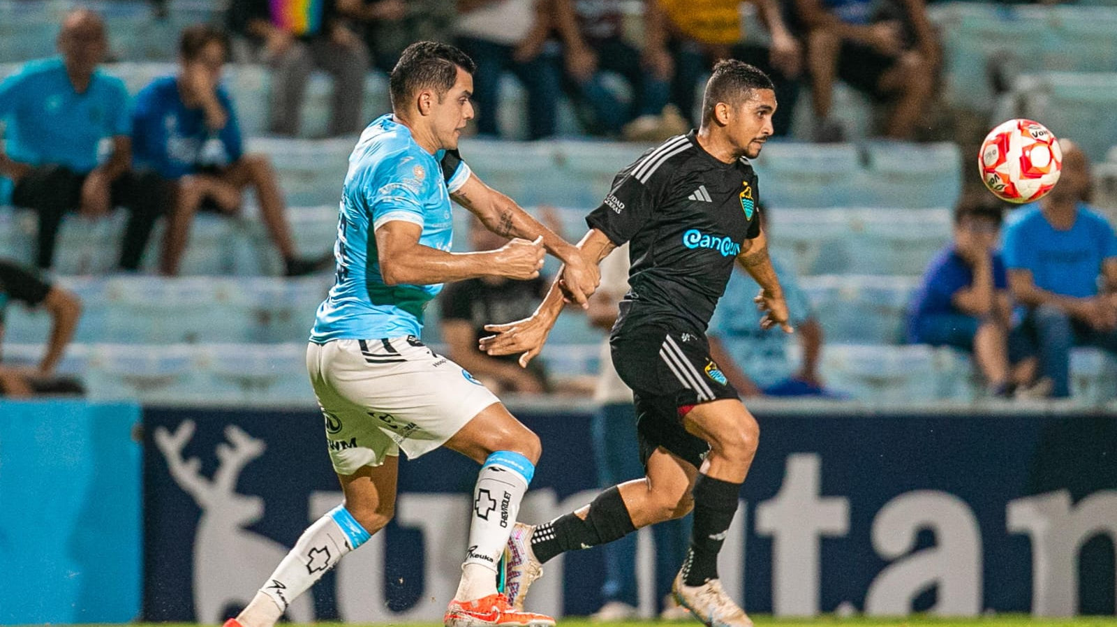 CANCÚN FC CAE CON LA CARA EN ALTO ANTE LA JAIBA BRAVA Y CHRISTOPHER ANDRADE SUPERA MARCA DE EDSON RESÉNDEZ CON 585 MINUTOS