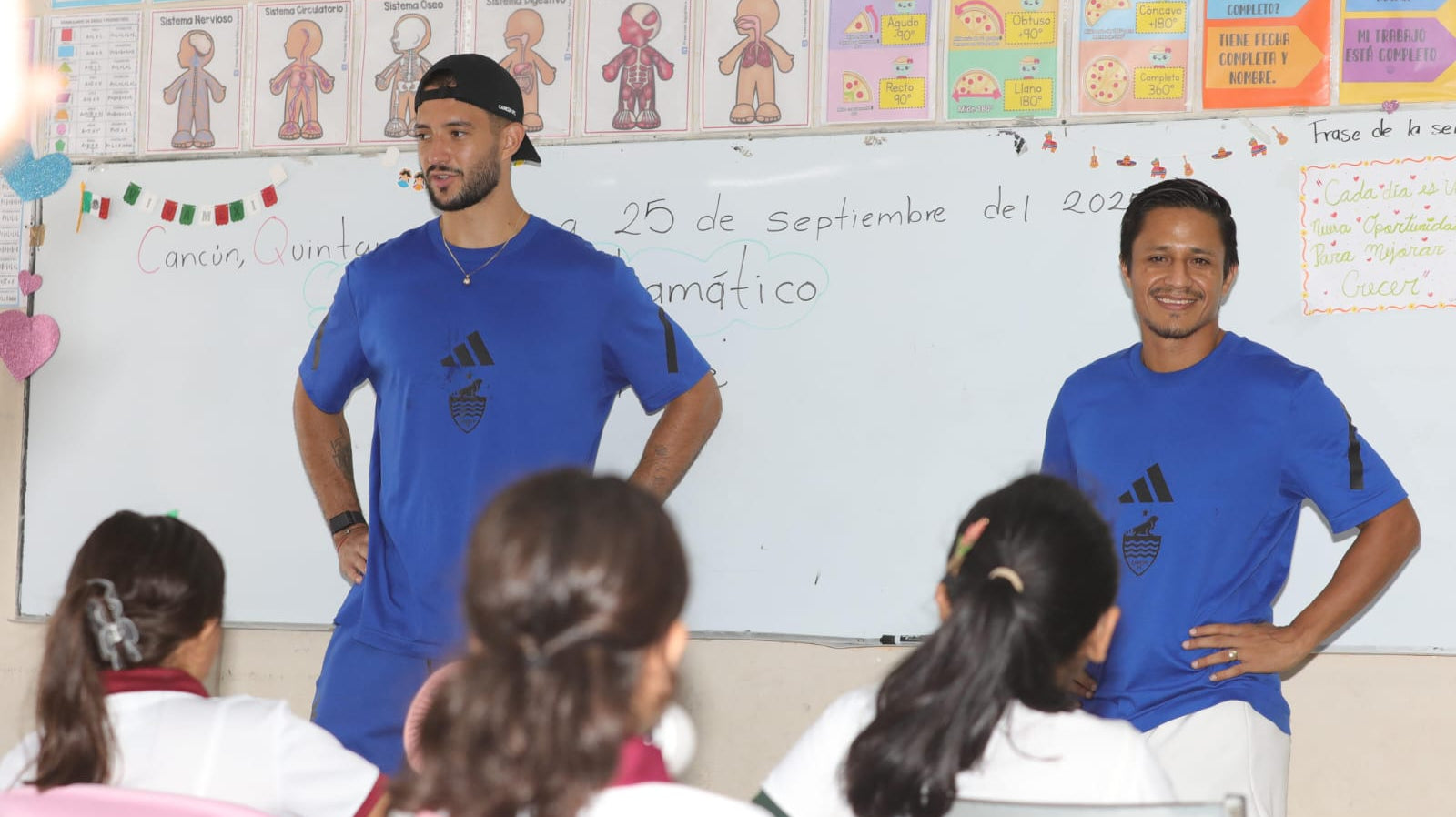 NIÑOS DE LA ESCUELA ‘GUILLERMO PRIETO’ DISFRUTAN DE UNA EXPERIENCIA INOLVIDABLE CON CANCÚN FC