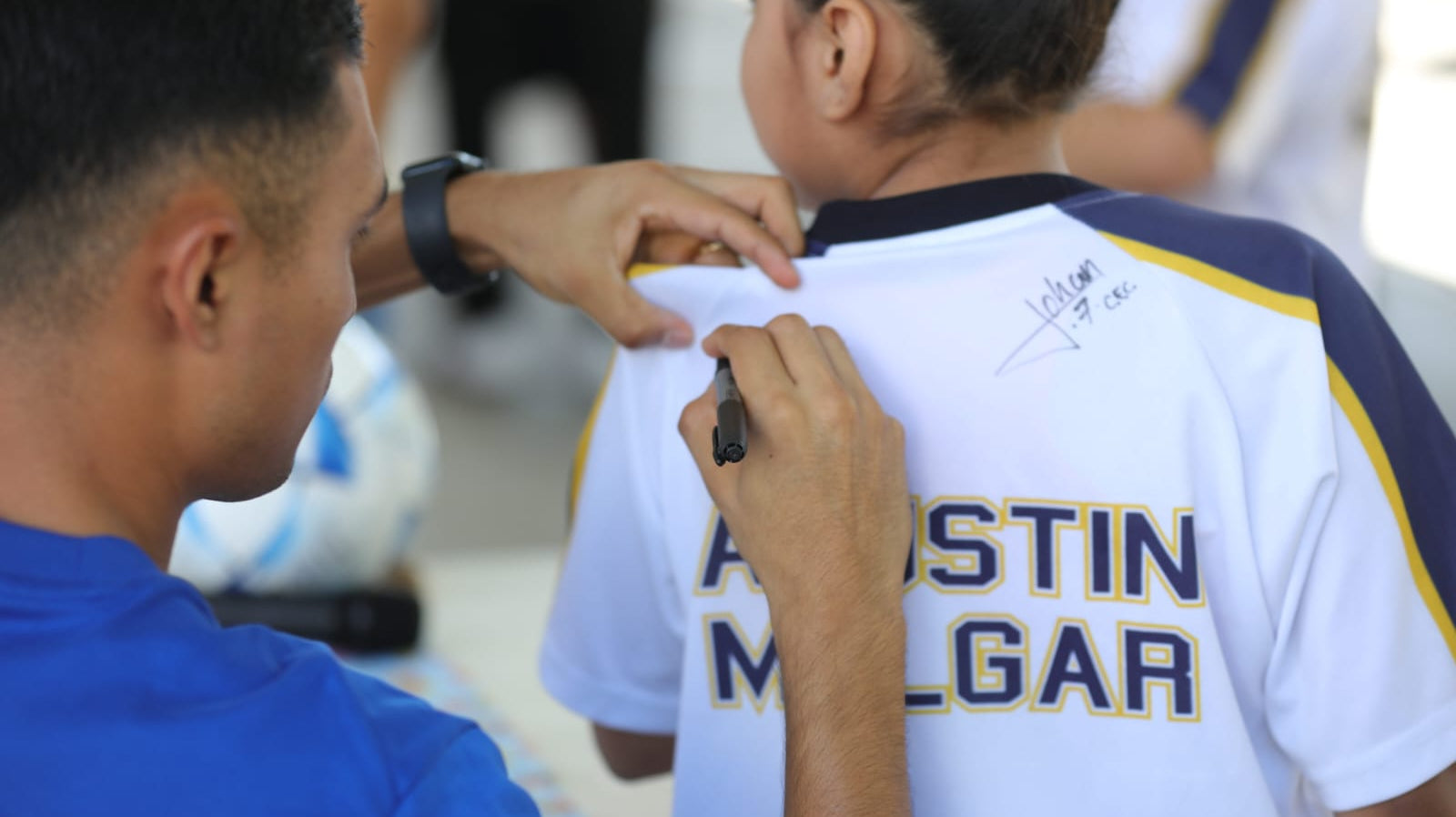 ALEGRÍA Y FÚTBOL: CANCÚN FC VIVE UNA JORNADA ESPECTACULAR EN LA ESCUELA ‘AGUSTÍN MELGAR’