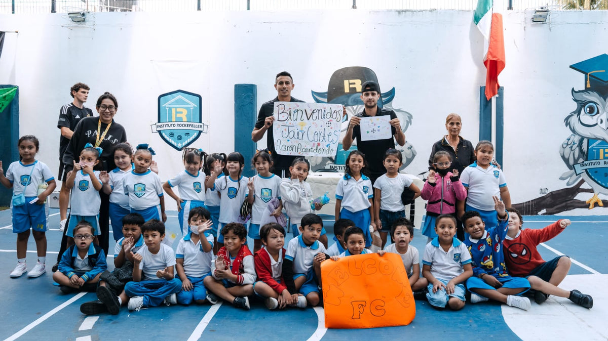 CANCÚN FC CONVIVE CON NIÑAS Y NIÑOS DE PREESCOLAR Y PRIMARIA DEL INSTITUTO ROCKEFELLER
