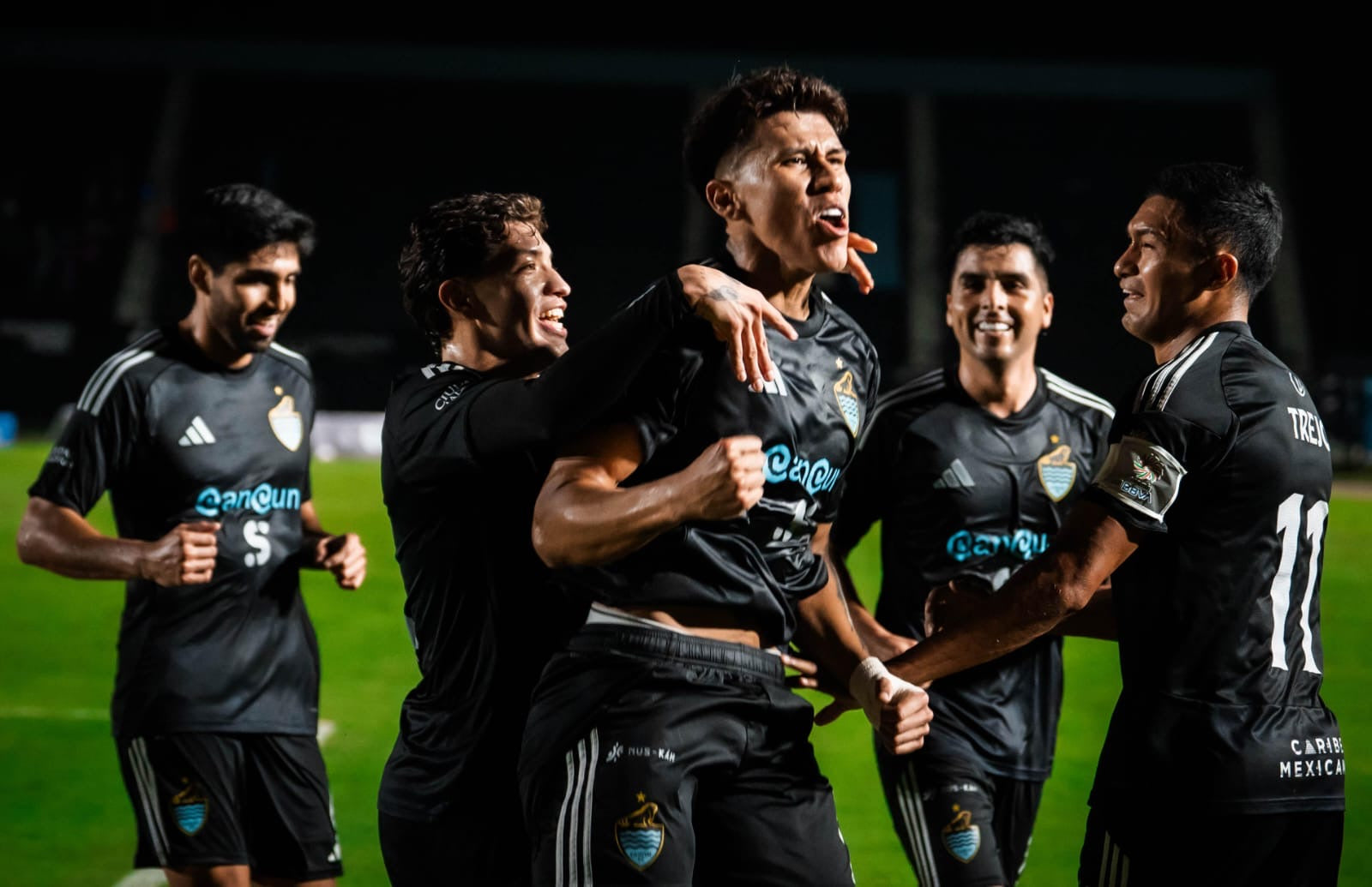 CANCÚN FC GOLEA EN CASA (4-1) Y MANTIENE DOMINIO ANTE MINEROS