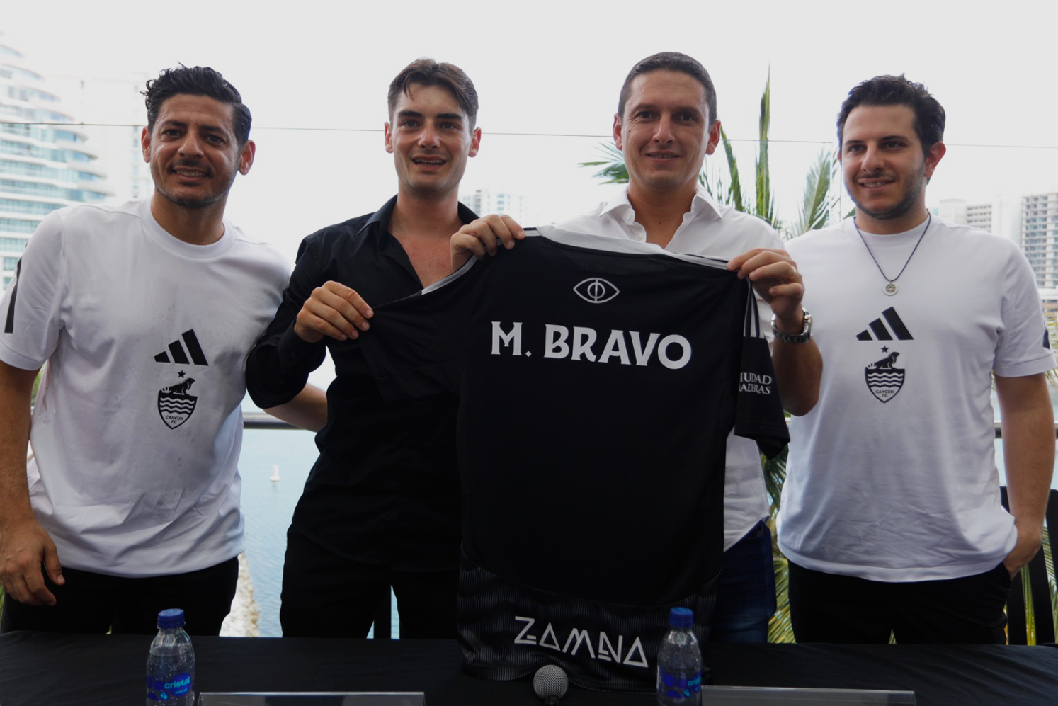 CANCÚN FC PRESENTA A MIGUEL ÁNGEL BRAVO COMO SU NUEVO DIRECTOR TÉCNICO