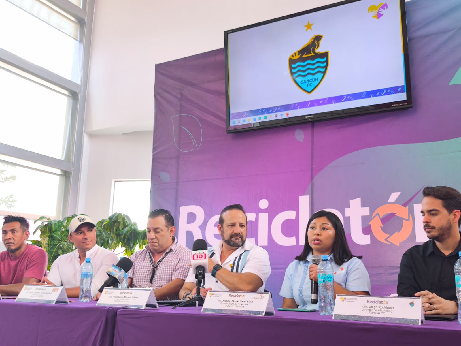 CANCÚN FC SE UNE AL ‘RECICLATÓN’ EN PRO DEL PLANETA Y LOS NIÑOS DE TELETÓN