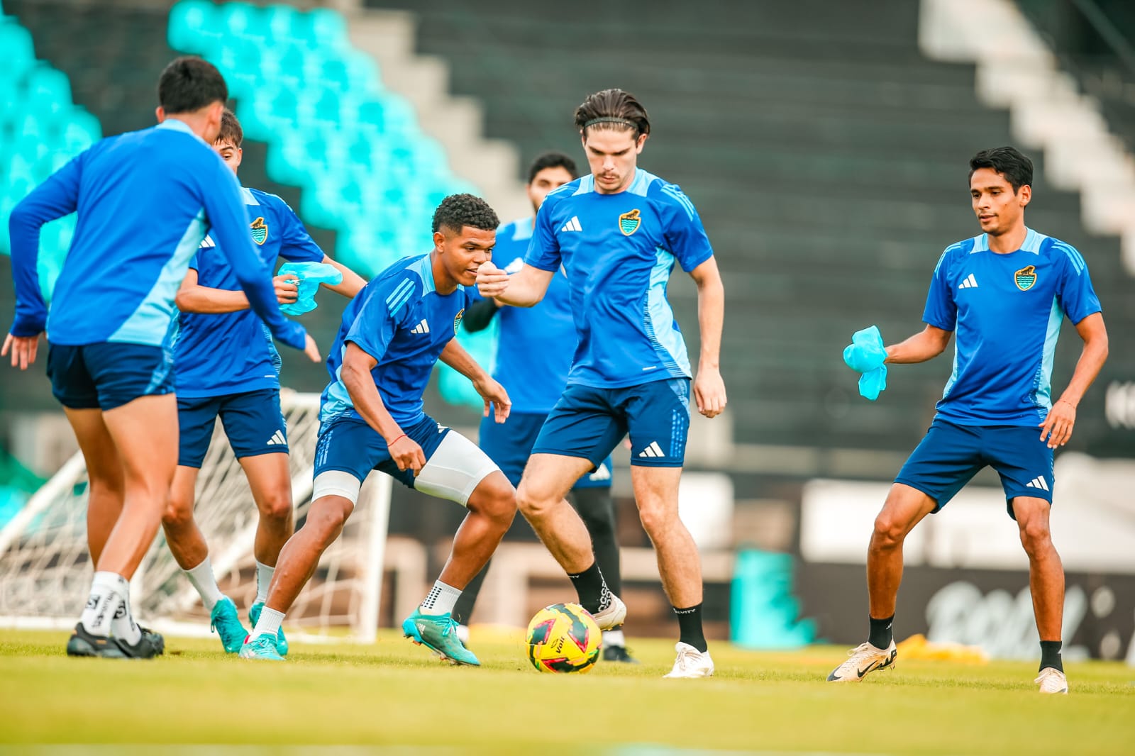 ¡VUELVE LA PASIÓN AL 'ANDRÉS QUINTANA ROO'! CANCÚN FC DEBUTA ANTE COYOTES DE TLAXCALA