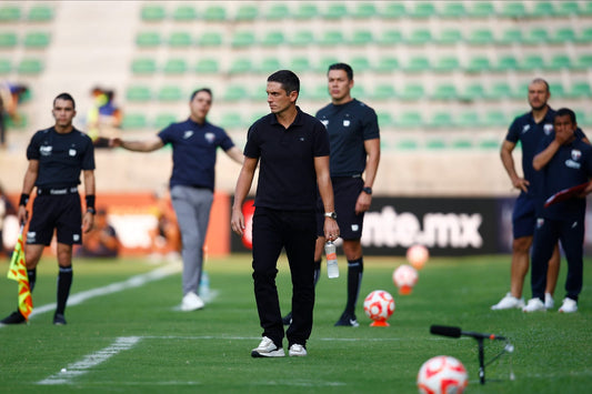 CANCÚN FC EMPATA (1-1) ANTE ATLANTE Y MANTIENE LA CIMA DEL APERTURA 2025 DE LA LIGA BBVA EXPANSIÓN MX