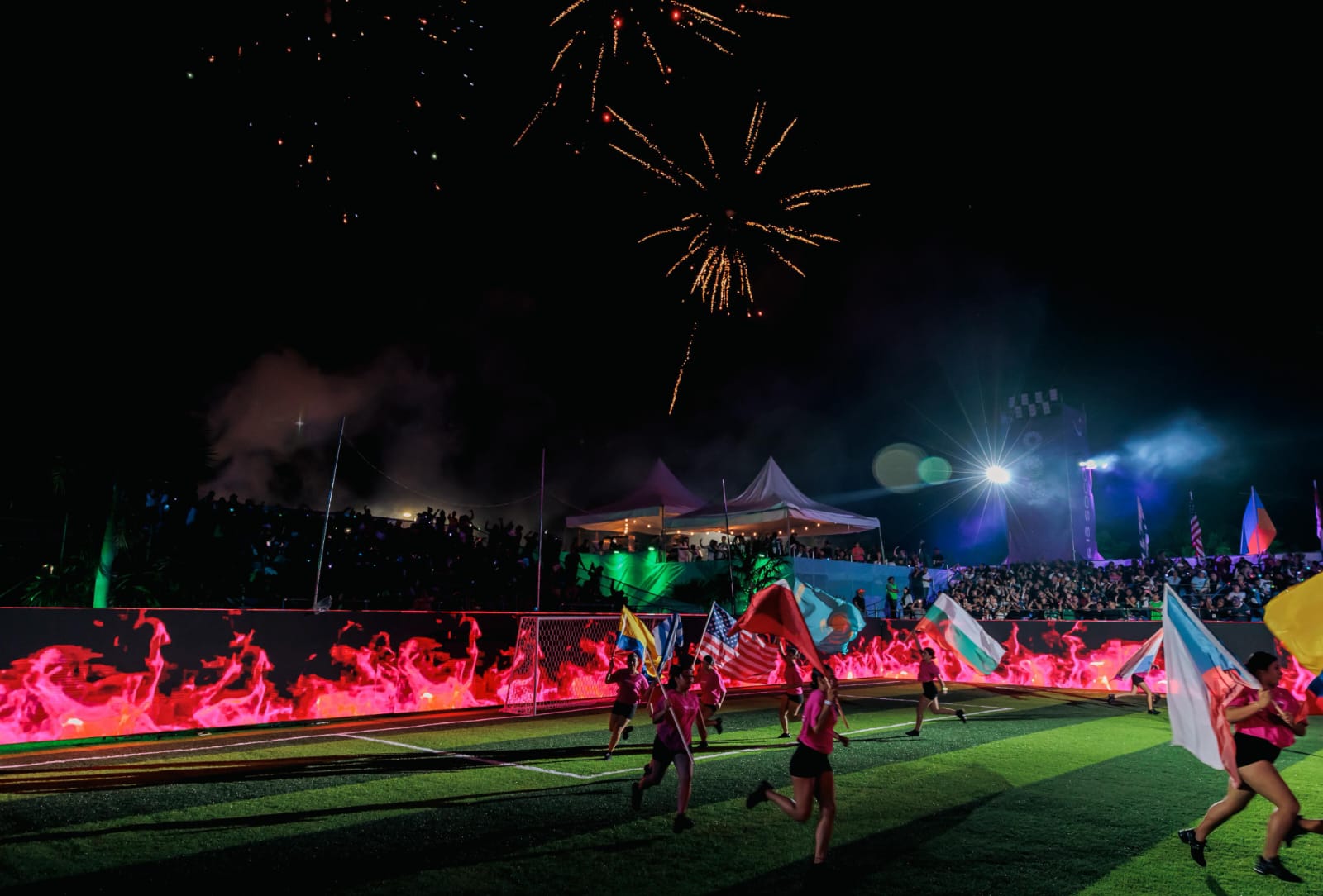 CANCÚN FC SE UNE A LA FIEBRE DEL MUNDIAL SOCCA CANCÚN 2025 EN MALECÓN TAJAMAR