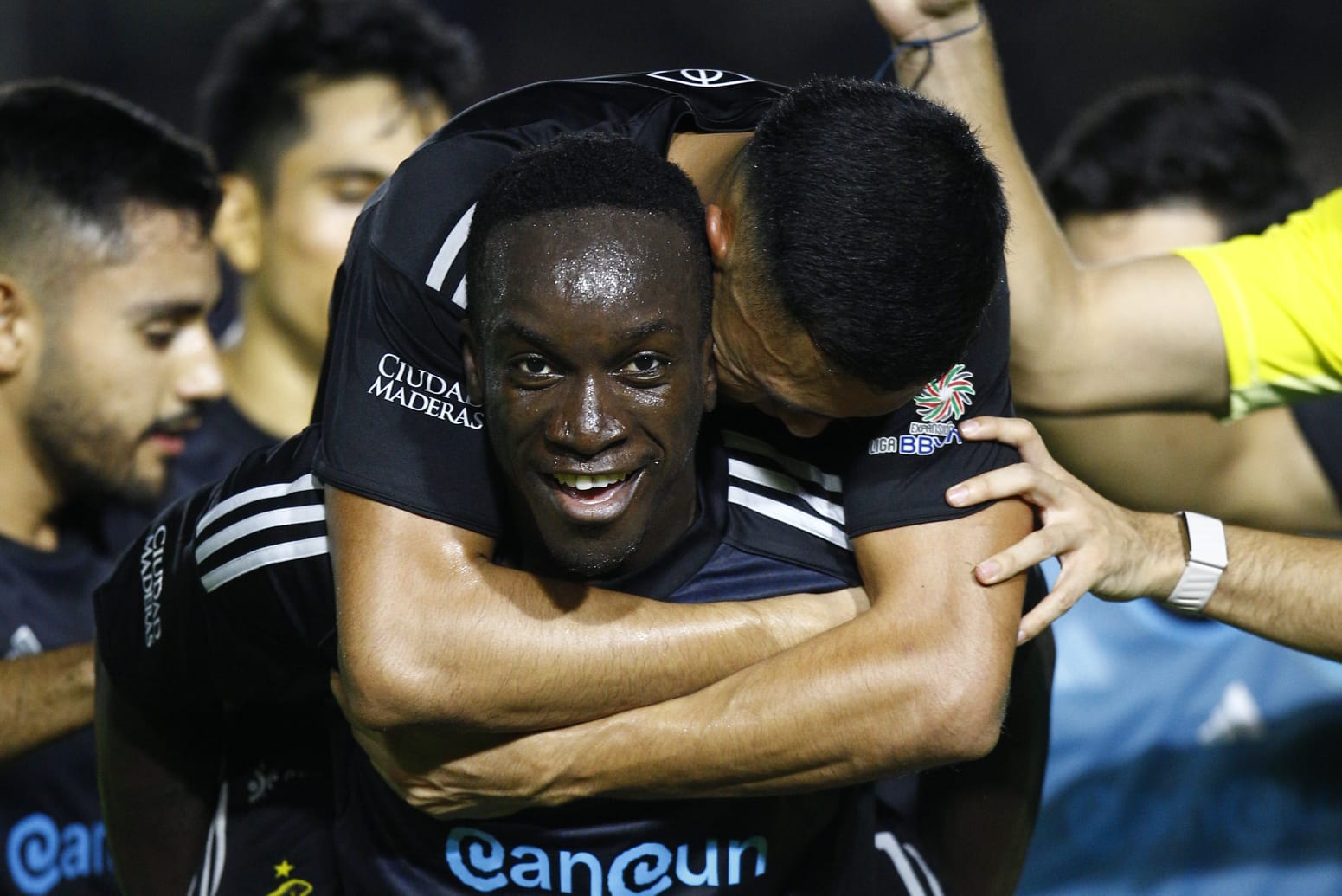 CANCÚN FC ABRE PUERTAS A JEAN UNJANQUE RUMBO A LA LIGA MX