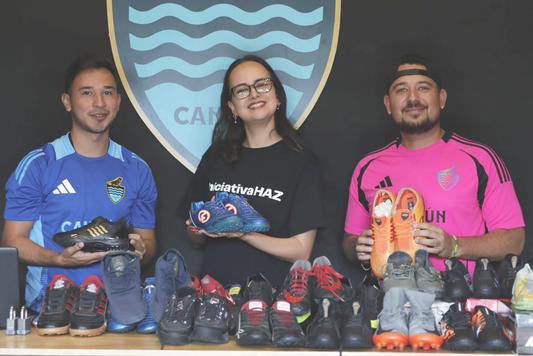 CANCÚN FC E ‘INICIATIVA HAZ’ TRANSFORMAN VIDAS CON ‘UN PAR DE TENIS, UN MAR DE SONRISAS’