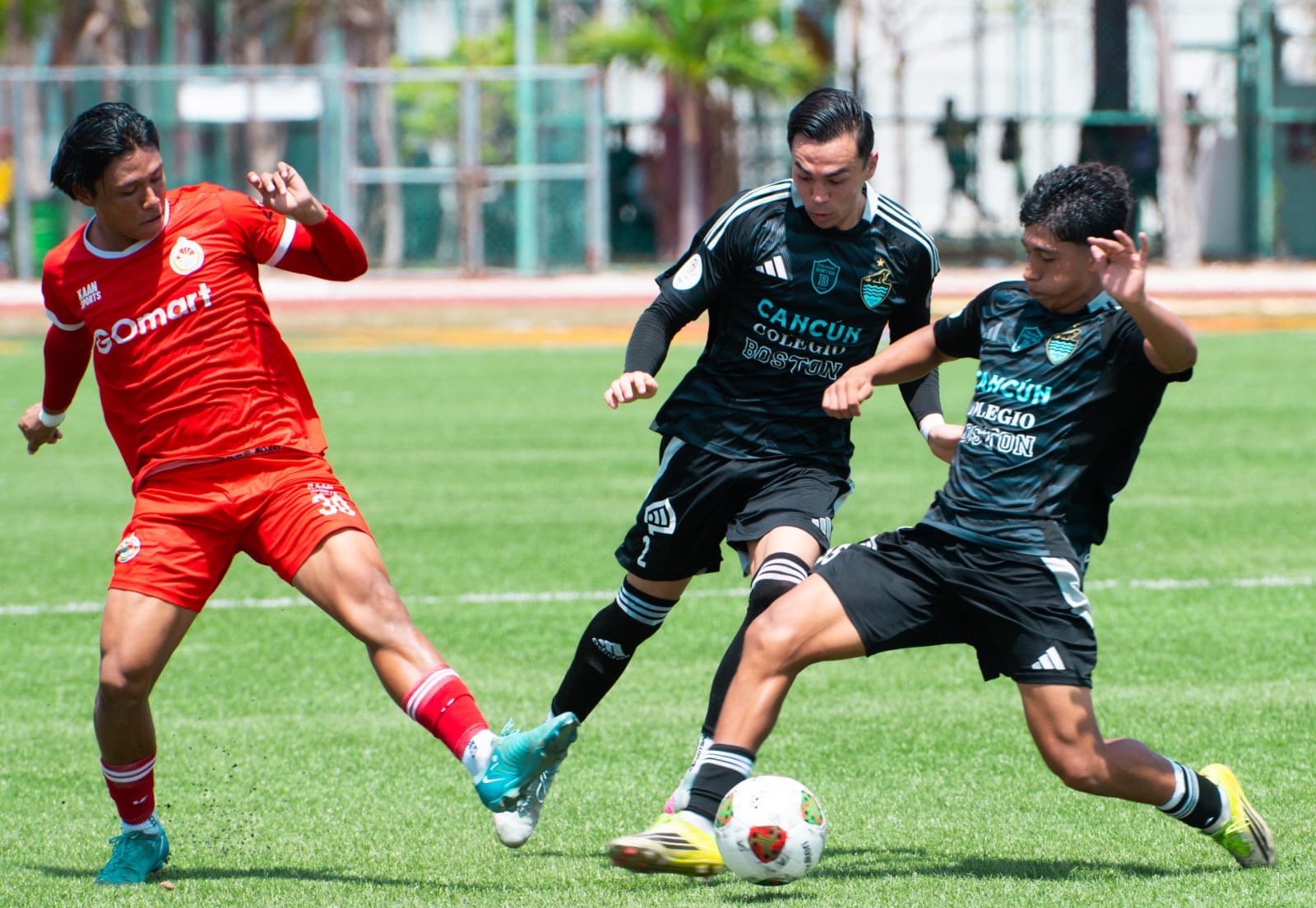 BOSTON CANCÚN FC Y PIONEROS JUNIORS DEJAN TODO PARA LA VUELTA