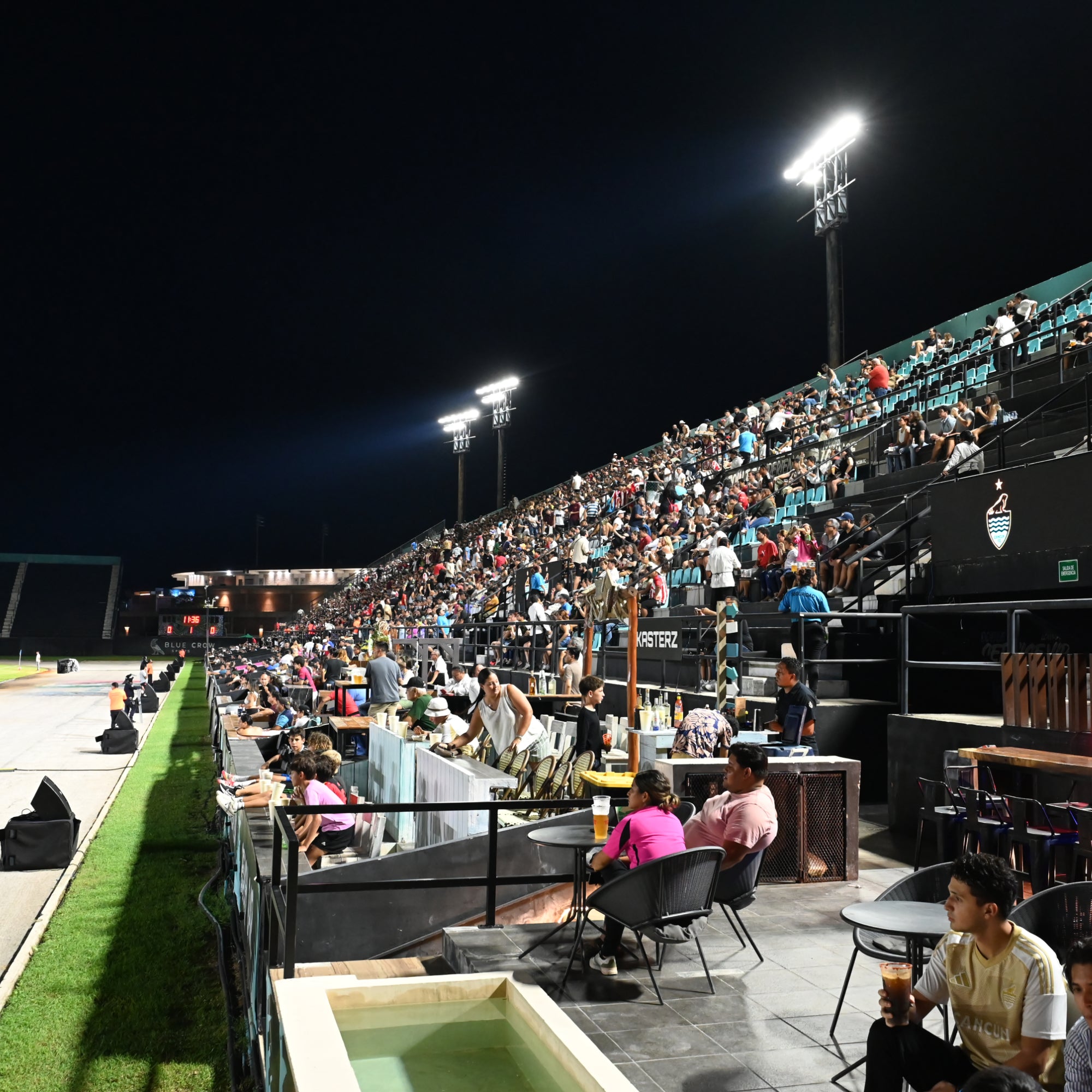 Cancún FC Tourist Lounge Entrada General 4